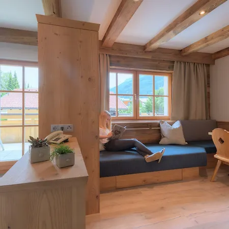 Apart Hotel San Antonio, Premium Sommerkarte Inkludiert Санкт-Антон-ам-Арльберг