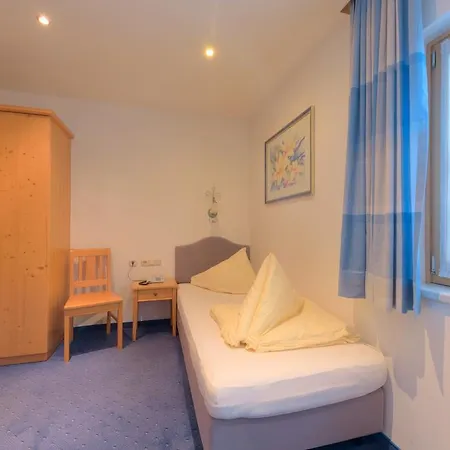 San Antonio Hotel 4*